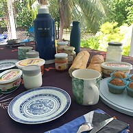 Le Fare Bleu