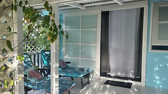Le Fare Bleu