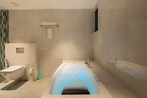 Kensho Daisy 5BHK