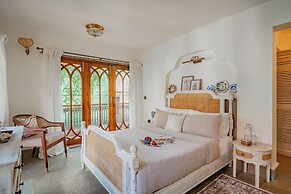 Kensho Daisy 5BHK