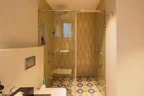 Kensho Daisy 5BHK