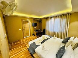 Hotel Pashm Home