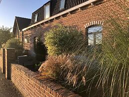 Aux Herbes Hautes