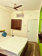 Hotel Meri & Residency