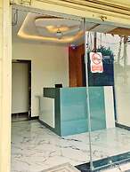 Hotel Meri & Residency