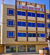Hotel Meri & Residency