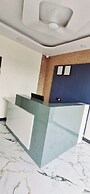 Hotel Meri & Residency