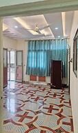 Hotel Meri & Residency