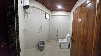 Hotel Meri & Residency