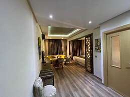 Silver Suites Hotel & Spa