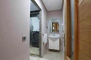 Silver Suites Hotel & Spa