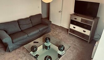 3-bed Seaside Haven - Sleeps 7 & Pet Friendly