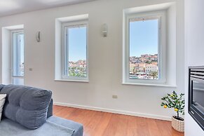 The Perfect View Penthouse Design Apt.