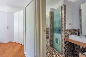 The Perfect View Penthouse Design Apt.