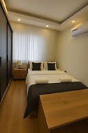 Professionally Maintained Spacious New Suites 2-4