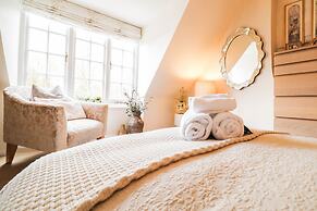 Charming Period Cottage With Free Wifi