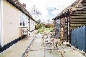 Charming Period Cottage With Free Wifi