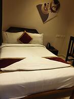 Hotel APM Grand