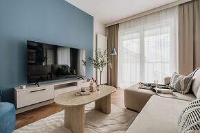 Electra Apartments by StayLab