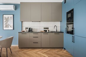 Electra Apartments by StayLab