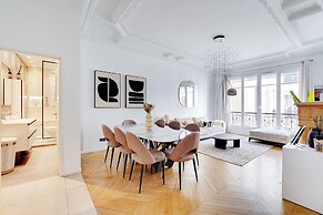 Beautiful Apartment - 2bd/4p - Arc de Triomphe