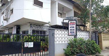 The Autograph Basics Hotel