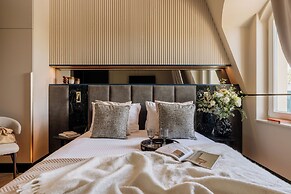 Azure Palace - Loft Affair Collection