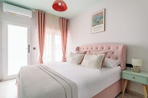Charm Beach Retreat