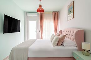 Charm Beach Retreat