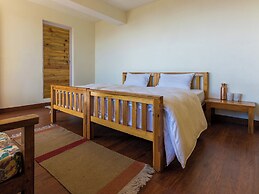 Kasar Rainbow Yoga Retreat