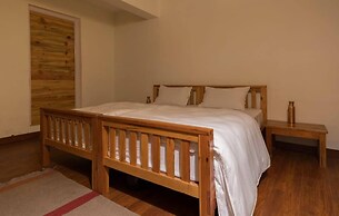 Kasar Rainbow Yoga Retreat