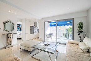Beautiful Apartment With Balcony 1br/2p - Cannes