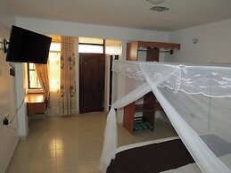 Kim's Breeze Hotel Ltd and Choma Zone