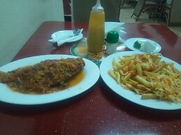 Kim's Breeze Hotel Ltd and Choma Zone