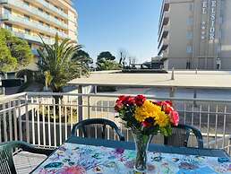 Comfortable Flat a few Steps From the Beach