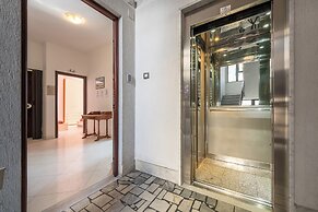 Thanit rooms