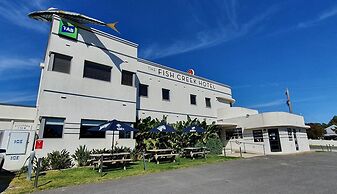 Fish Creek Hotel