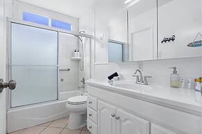 Gem by the sea None-obstructive Ocean View