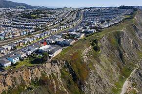Gem by the sea None-obstructive Ocean View