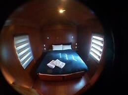 Onkel Inn Wagon Sleepbox