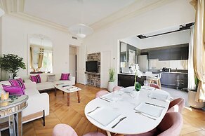Charming 2br/4p - Georges V / Champs-elysees