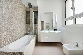 Charming 2br/4p - Georges V / Champs-elysees