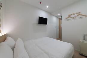 Hi Seoul Hostel Myungdong Central