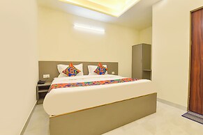 Fabhotel Cozzy Stay