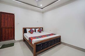 Fabhotel Ramendra Palace