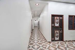Fabhotel Ramendra Palace