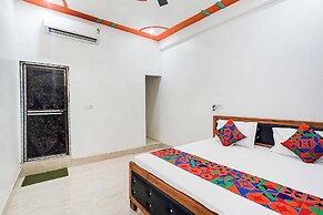 Fabhotel Ramendra Palace