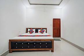 Fabhotel Ramendra Palace