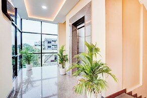 Fabhotel Golden Stay