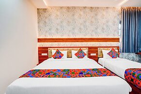 Fabhotel Golden Stay